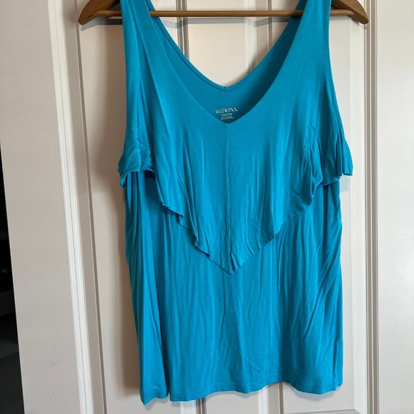 Reversible HiLo Skirt and Shirt Bundle - Picture 3 of 4